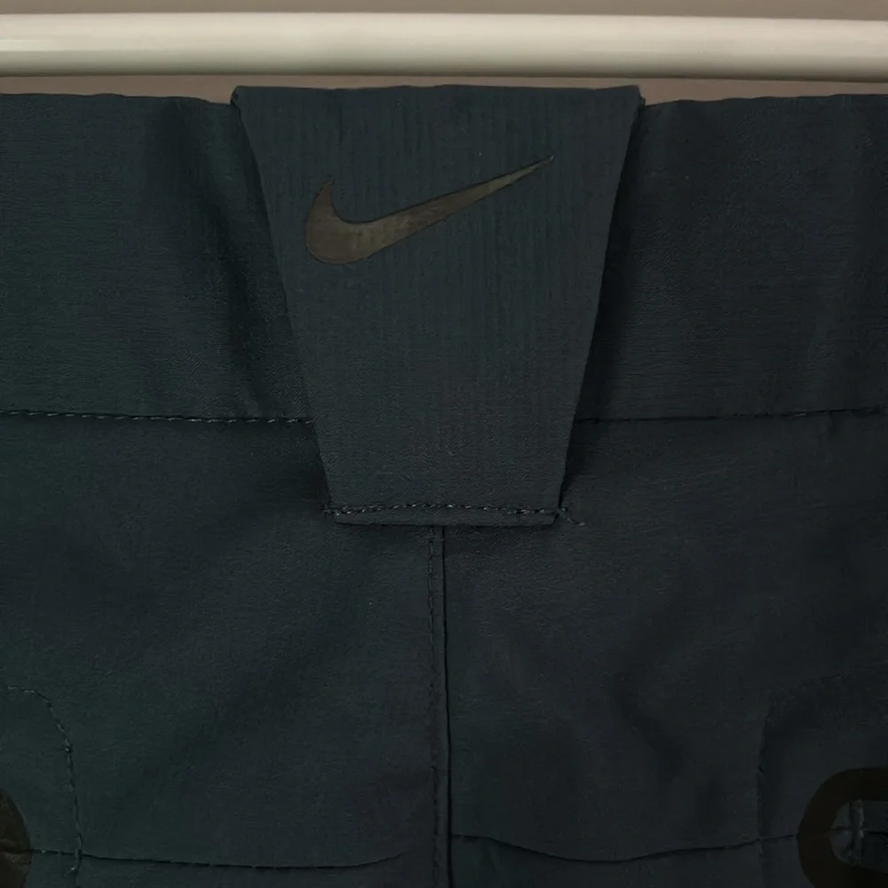 NIKE GOLF TOUR PERFORMANCE Men’s Teal Dri-Fit Tee Pocket Pants